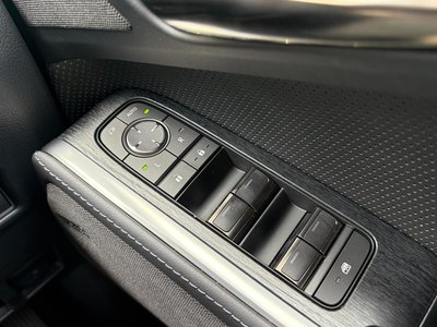 2025 Lexus GX 缩略图 36