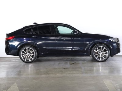 2023 BMW X4 photo 3