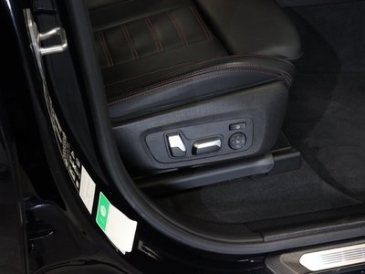 2023 BMW X4 thumbnail 19