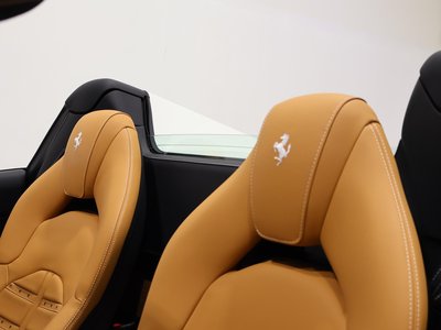 صورة 7 لـ 2023 Ferrari F8 SPIDER