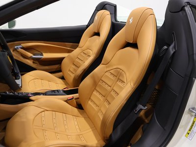 صورة 6 لـ 2023 Ferrari F8 SPIDER