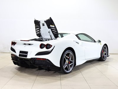 صورة 12 لـ 2023 Ferrari F8 SPIDER