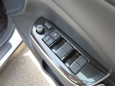 صورة 29 لـ 2024 Toyota CROWN SPORT