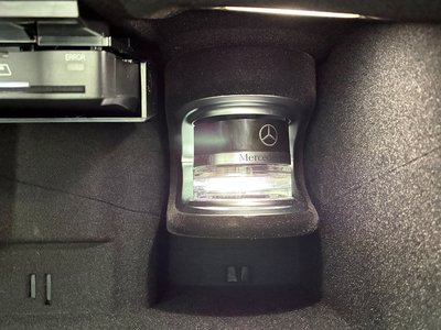 2026 Mercedes-BENZ EQE thumbnail 40