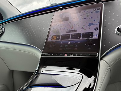 2026 Mercedes-BENZ EQE thumbnail 46