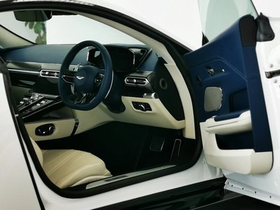 صورة مصغرة 7 لـ 2025 Aston Martin VANTAGE