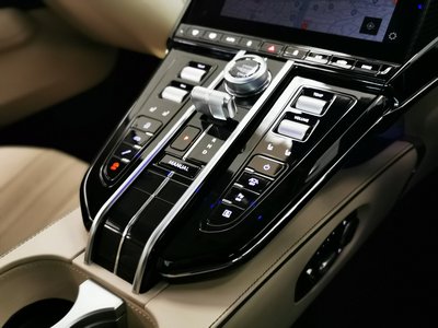 صورة مصغرة 14 لـ 2025 Aston Martin VANTAGE