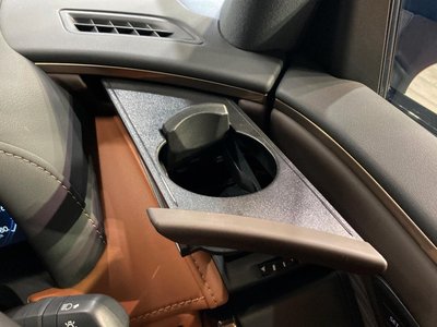 صورة 58 لـ 2024 Toyota VELLFIRE