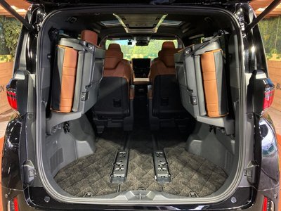 صورة 11 لـ 2024 Toyota VELLFIRE
