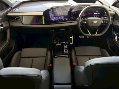 صورة 45 لـ 2025 AUDI Q6 E-TRON