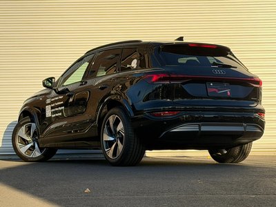 صورة 38 لـ 2025 AUDI Q6 E-TRON