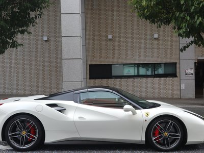 2018 Ferrari 488 SPIDER — миниатюра 8