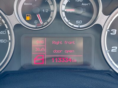 2012 ALFA Romeo MITO 照片 26