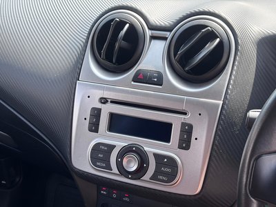 2012 ALFA Romeo MITO 照片 29