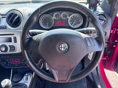 2012 ALFA Romeo MITO 照片 27