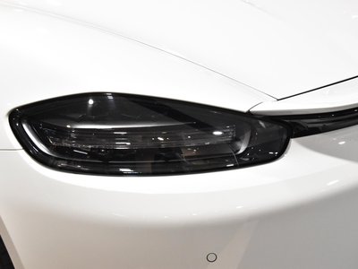 2022 Porsche 718 photo 16