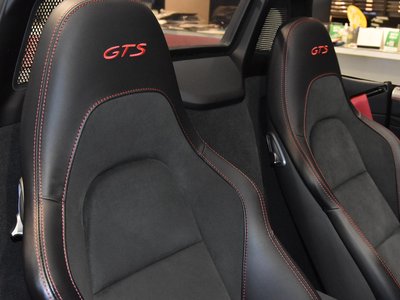 2022 Porsche 718 thumbnail 30