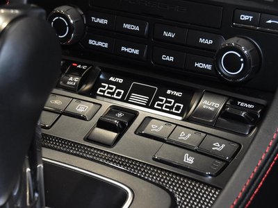 2022 Porsche 718 thumbnail 21
