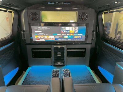 2024 Toyota GRAND ACE photo 17