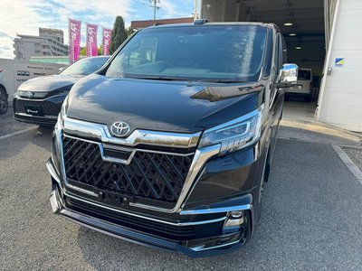 2024 Toyota GRAND ACE photo 6