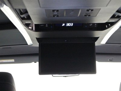 2023 Toyota ALPHARD — фото 11