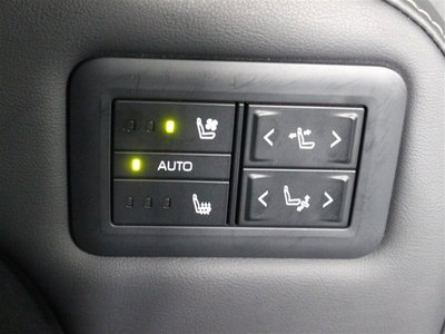 2023 Toyota ALPHARD — фото 30