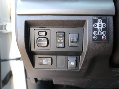 2016 Toyota TUNDRA 照片 35