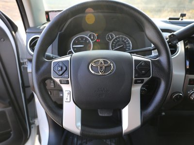 2016 Toyota TUNDRA 照片 29