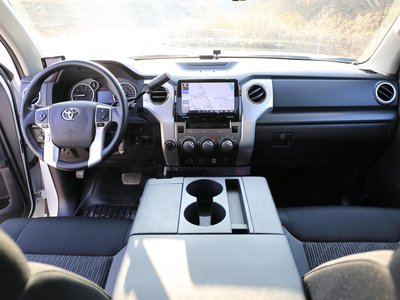 2016 Toyota TUNDRA 照片 2