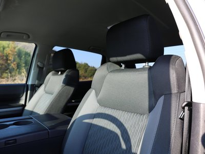 2016 Toyota TUNDRA 照片 26
