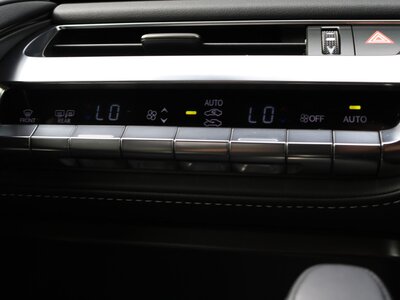 صورة مصغرة 137 لـ 2023 Lexus LC