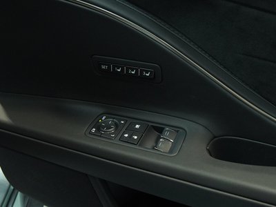 صورة مصغرة 55 لـ 2023 Lexus LC