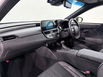 2022 Lexus ES thumbnail 41