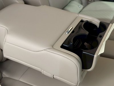 2025 Toyota LAND CRUISER 300 照片 53