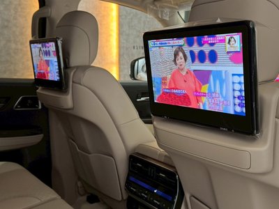 2025 Toyota LAND CRUISER 300 照片 2