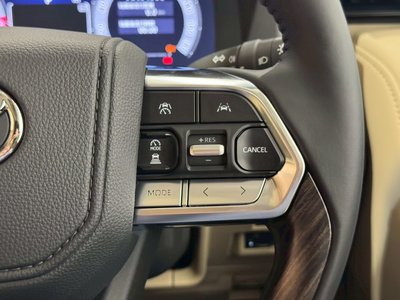 2025 Toyota LAND CRUISER 300 照片 66