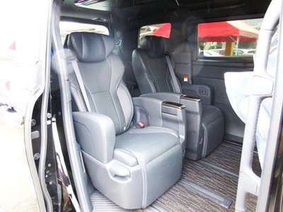 2026 Toyota ALPHARD — фото 22