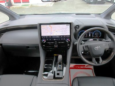 2026 Toyota ALPHARD — фото 4