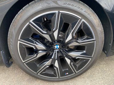 2024 BMW I7 thumbnail 43