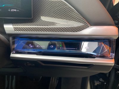 2024 BMW I7 thumbnail 28