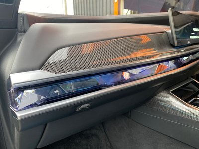 2024 BMW I7 thumbnail 39