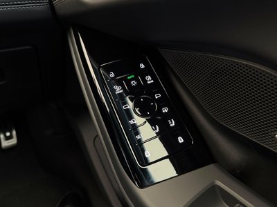 صورة 57 لـ 2025 AUDI A6 SPORTBACK E-TRON