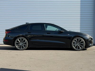 صورة 6 لـ 2025 AUDI A6 SPORTBACK E-TRON