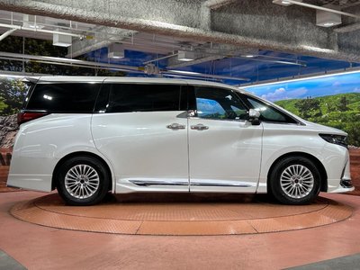 2023 Toyota ALPHARD photo 44