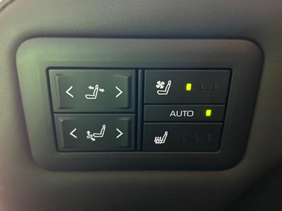 2023 Toyota ALPHARD photo 35