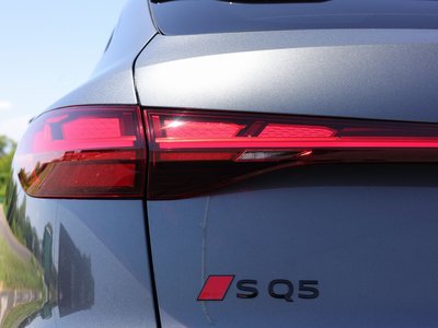2025 AUDI SQ5 SPORTBACK photo 8