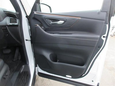 صورة 11 لـ 2024 Toyota ALPHARD
