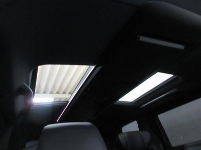 صورة 34 لـ 2024 Toyota ALPHARD