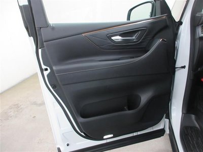 صورة 12 لـ 2024 Toyota ALPHARD