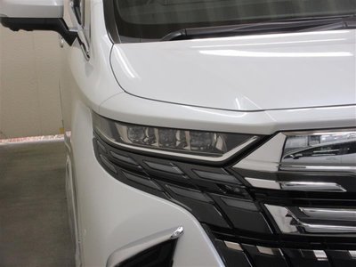 صورة 26 لـ 2024 Toyota ALPHARD